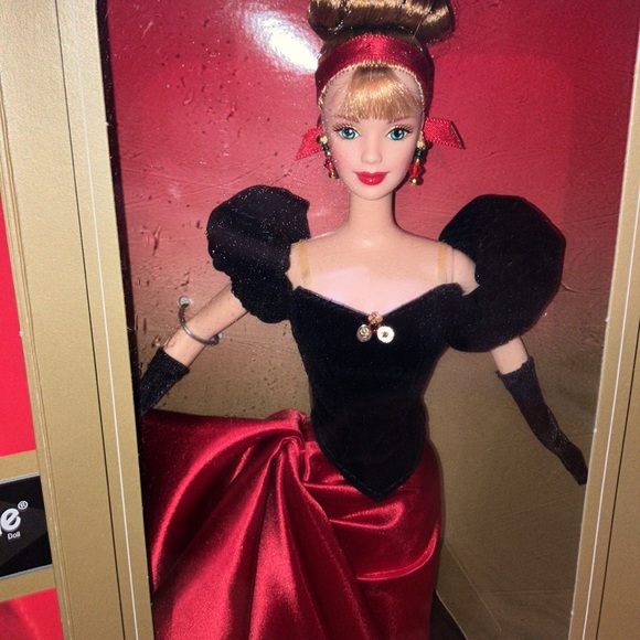 New In Box - Vintage Avon Winter Splendor Barbie - Picture 2 of 7